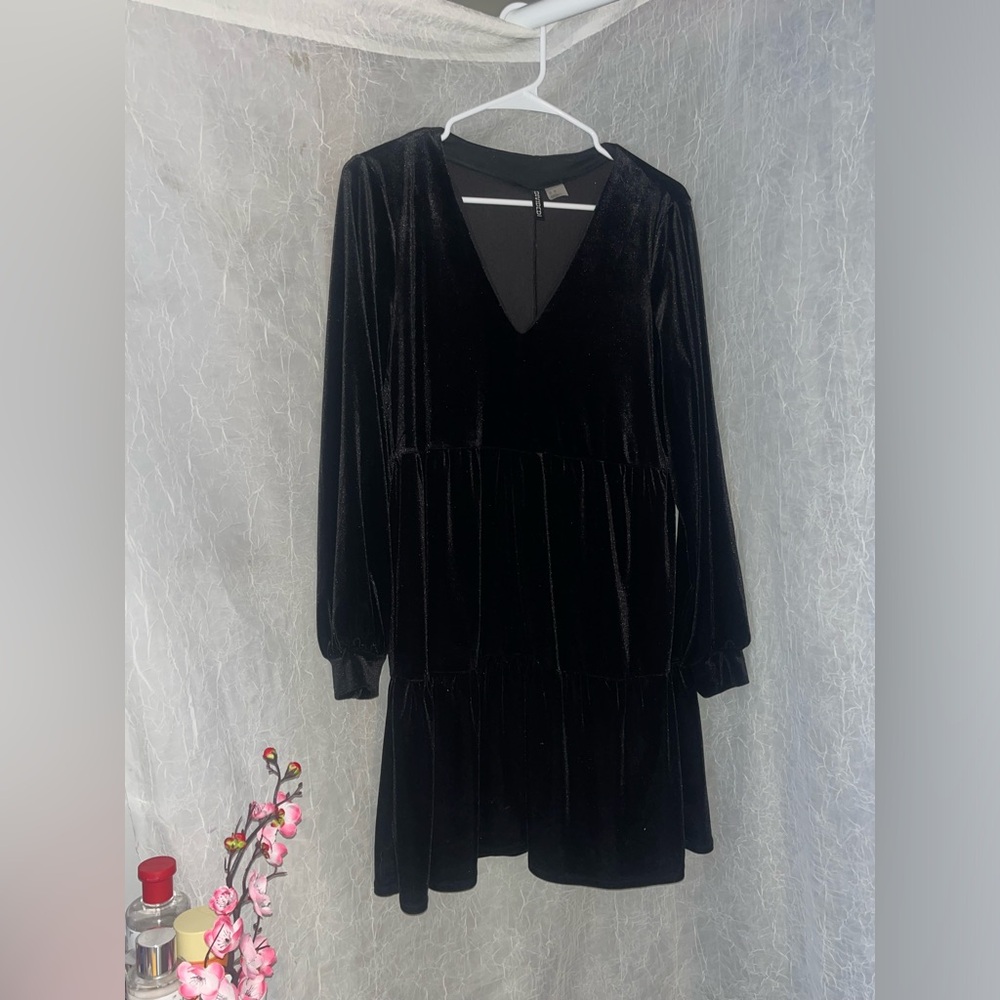 Black Crushed Velvet V-Neck A-Line Dress